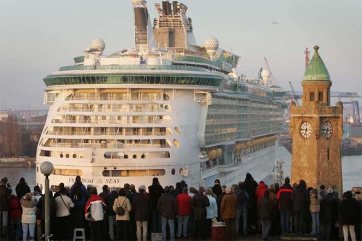Freedom of the Seas самый большой в мире корабль