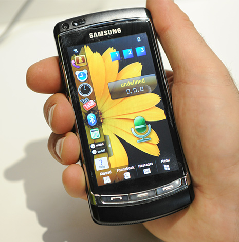 Samsung GT- i8910 HD