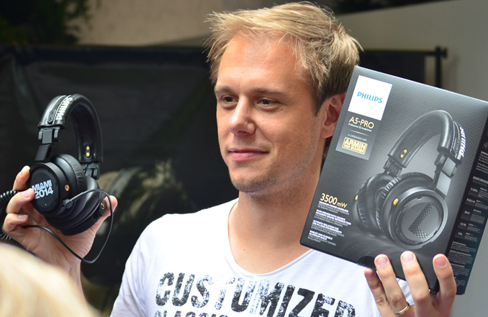 Philips A5 Pro Armin Van Buuren